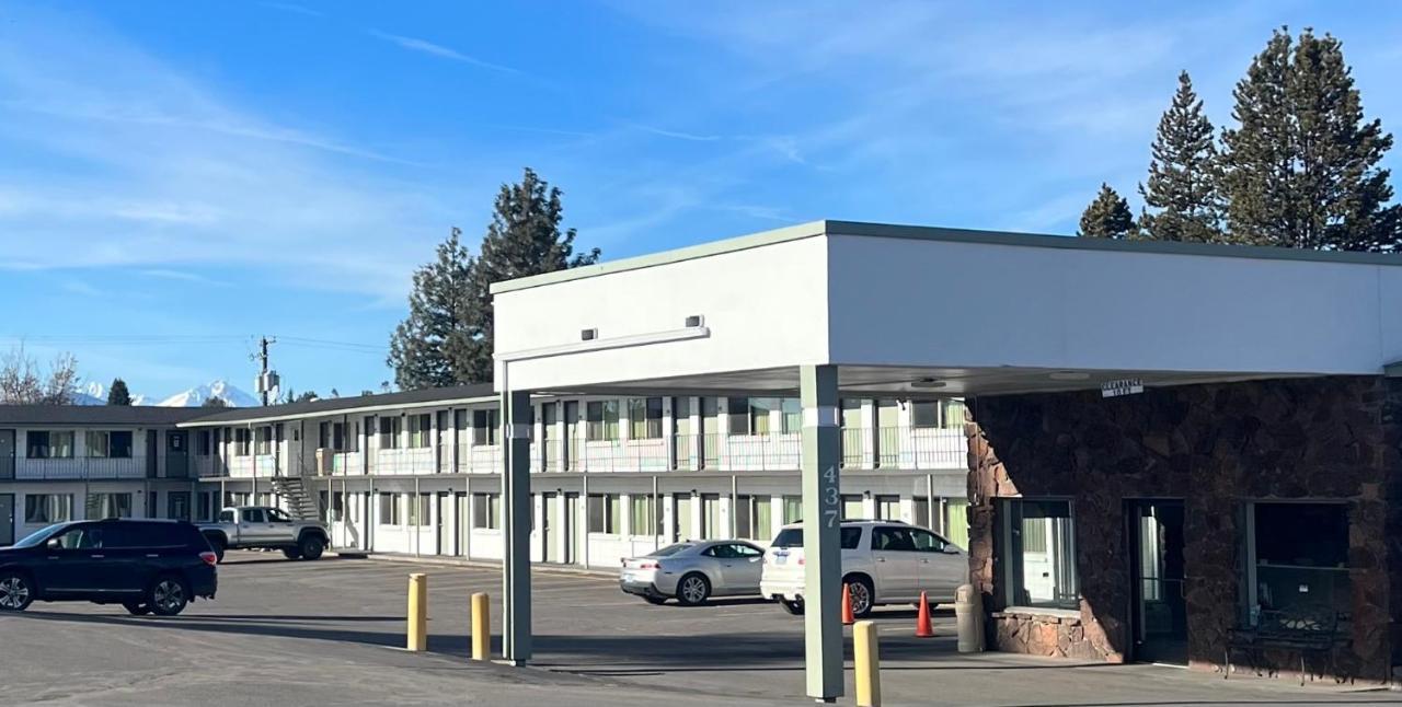 Bend Inn & Suites Экстерьер фото