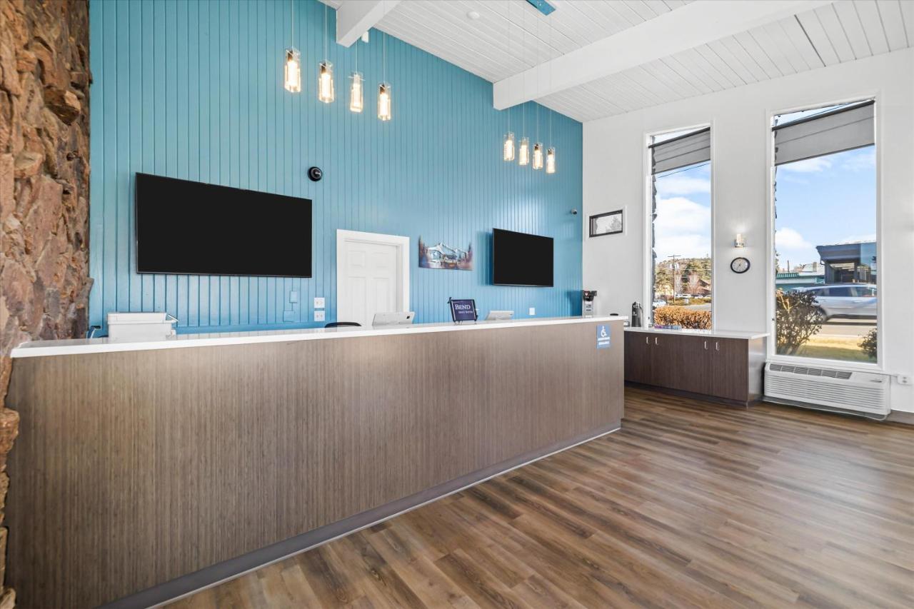 Bend Inn & Suites Экстерьер фото